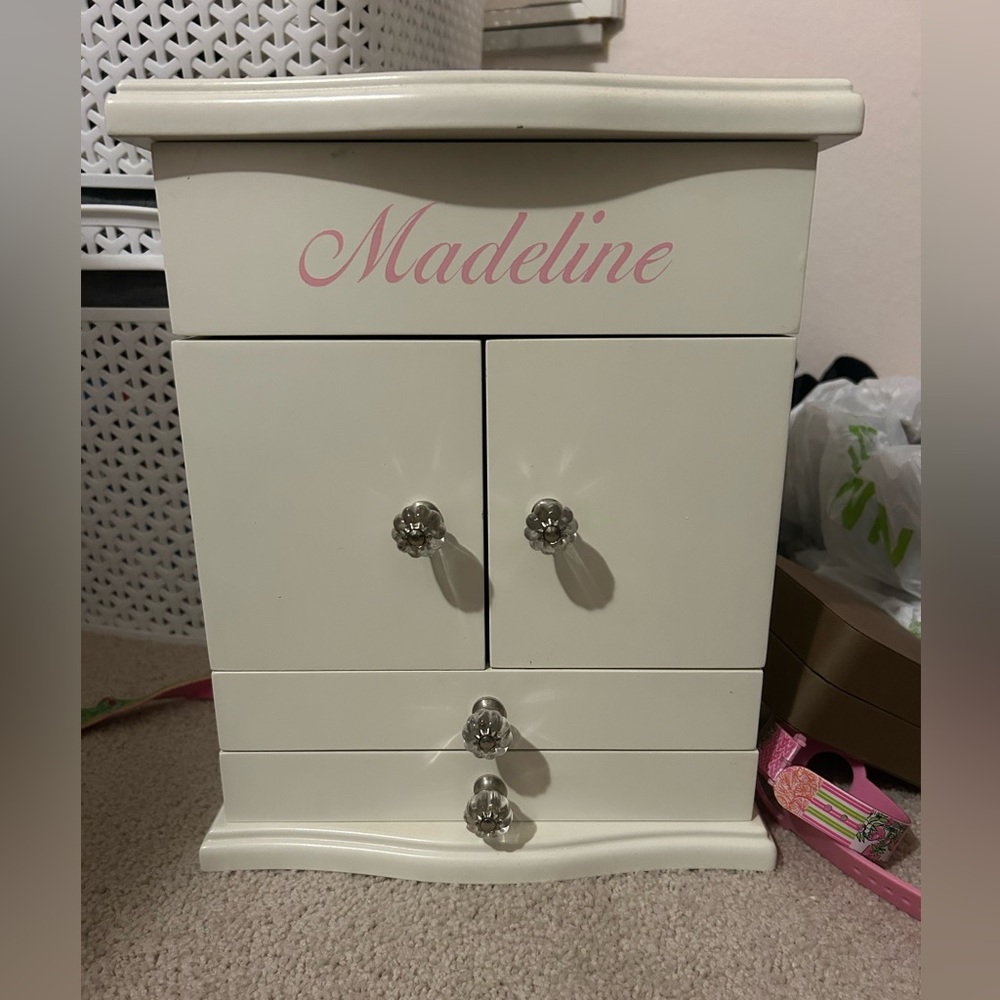 Pottery Barn Jewelry Organizer with Pink Accents